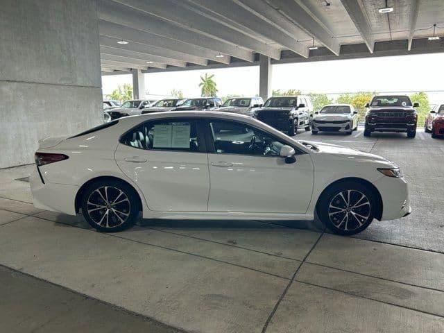 2018 toyota camry in hialeah, florida