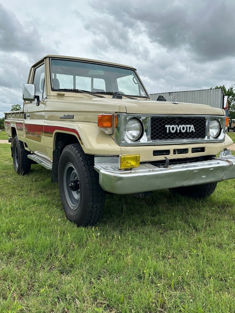 1980 toyota land cruiser brown