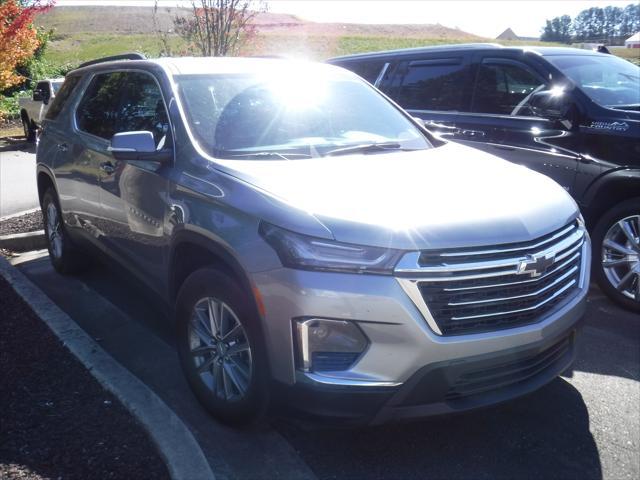 2023 chevrolet traverse lt leather
