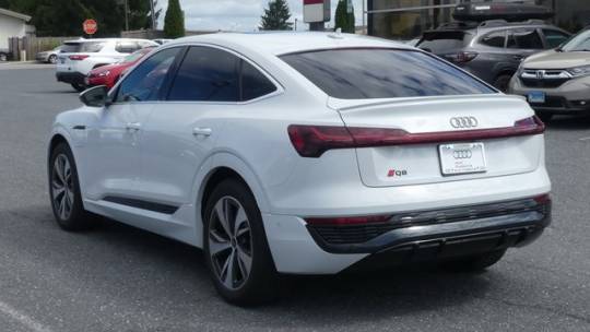 2024 Audi Q8 e-tron