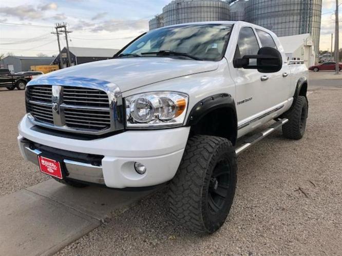 2006 dodge ram pickup 1500 laramie laramie 4dr mega cab 4wd sb for sale in redfield, south dakota