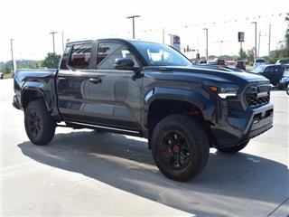 2024 Toyota Tacoma trd pro hv