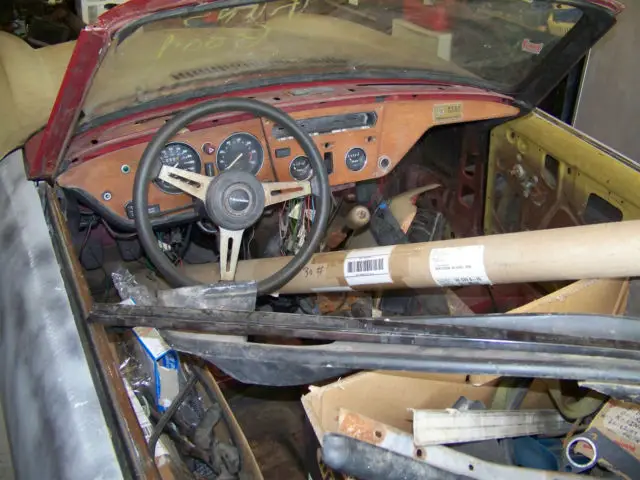 1975 triumph spitfire no reserve!