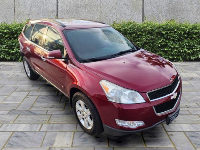 2010 chevrolet traverse lt