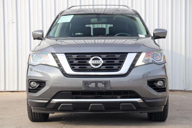 2017 nissan pathfinder sl