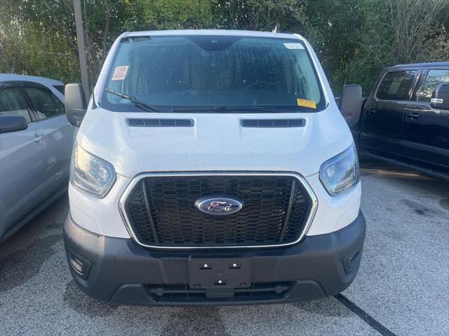 2023 ford transit-150 base