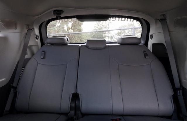 2023 toyota sienna limited