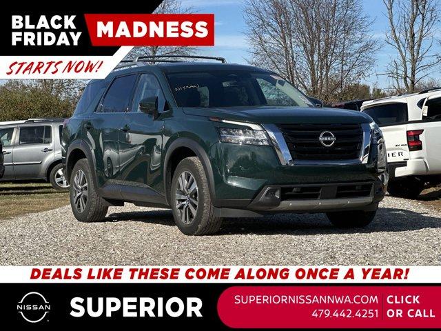 2023 nissan pathfinder sl