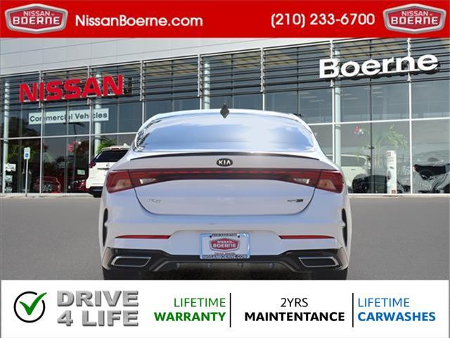 2021 kia k5 gt-line