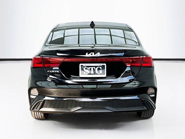 2024 kia forte lxs
