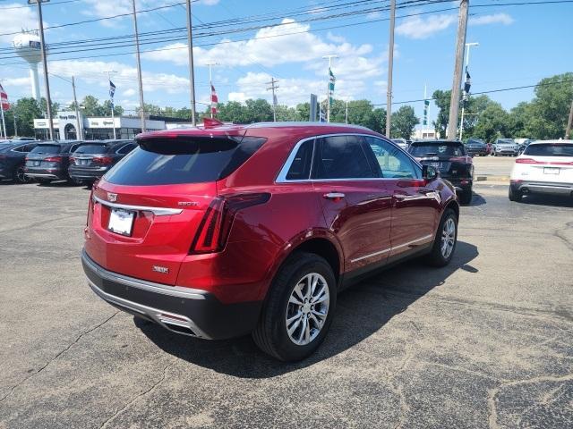 2022 cadillac xt5 premium luxury