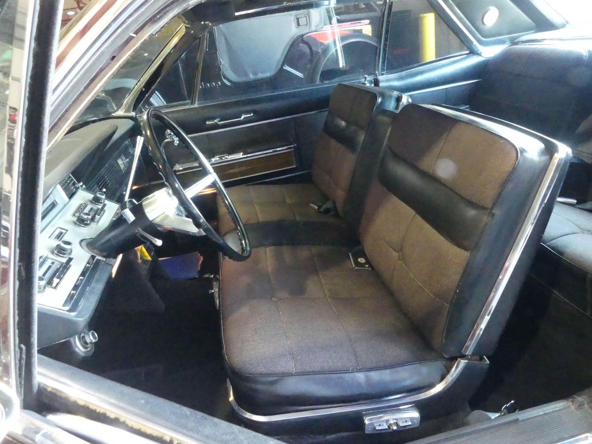 1966 lincoln continental 2-door hardtop