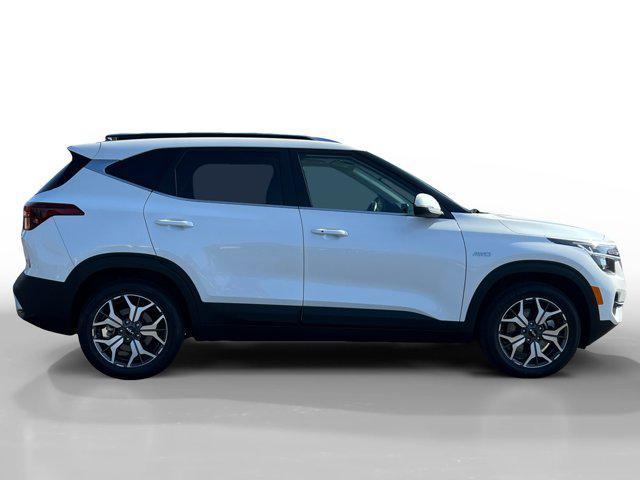 2022 kia seltos ex
