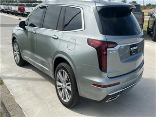 2023 Cadillac XT6 premium luxury
