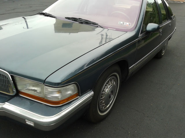 one owner - 52,000 miles - gran touring suspension - tow package - turn key car!