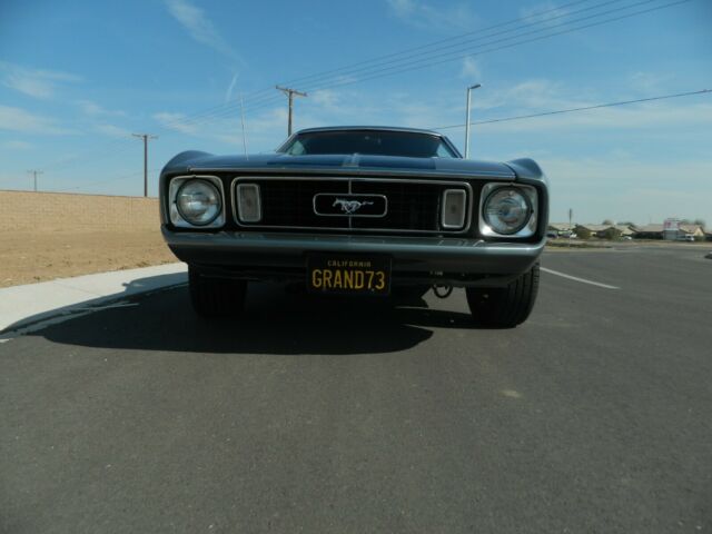 ford mustang 73 grande
