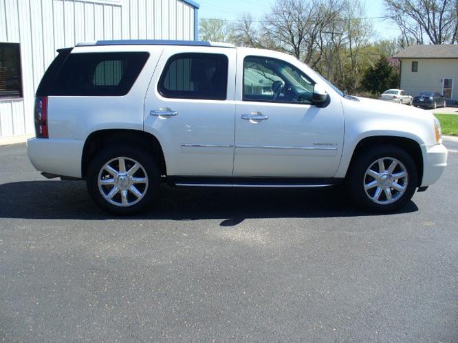 used 2011 gmc yukon awd denali auburn, ks 66402 for sale in auburn, kansas