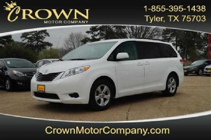 2014 toyota sienna white, 37k miles in tyler, tx
