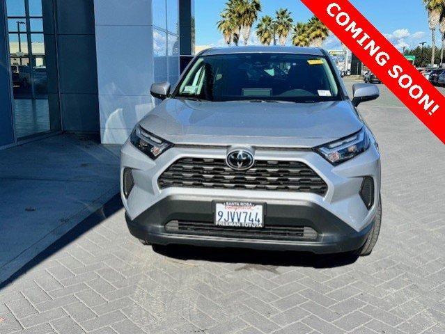 2024 toyota rav4 le