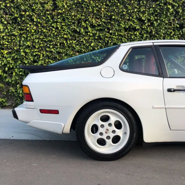 1987 porsche 944 951 turbo alpine white with cancan red interior