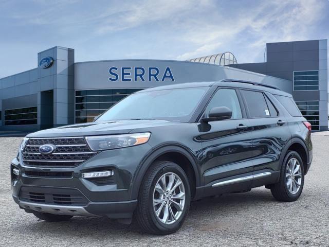 2022 ford explorer xlt