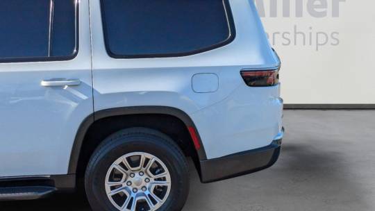 2022 Jeep Wagoneer