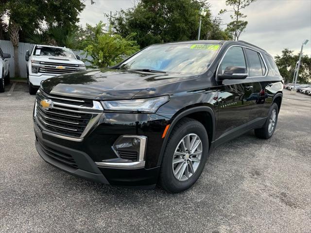 2023 chevrolet traverse lt cloth