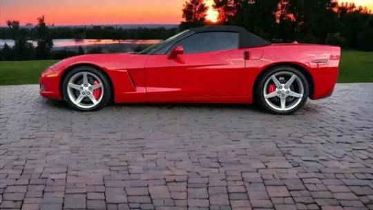 2005 chevrolet corvette base
