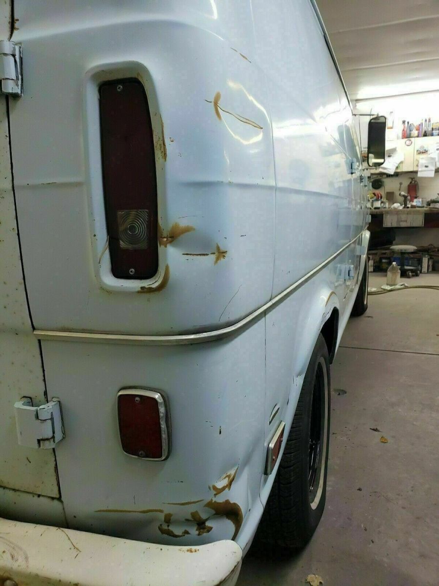 1969 ford econoline blue rwd manual 200 cargo