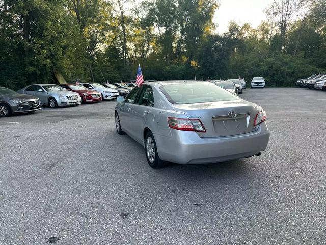 2011 toyota camry hybrid base