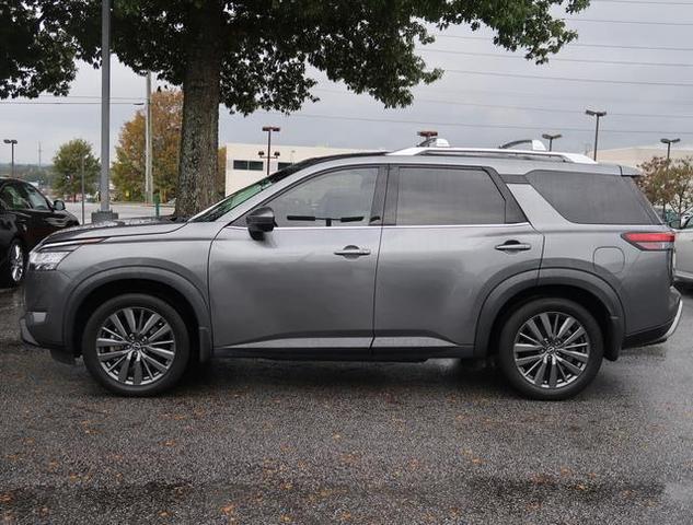 2022 nissan pathfinder sl 2wd