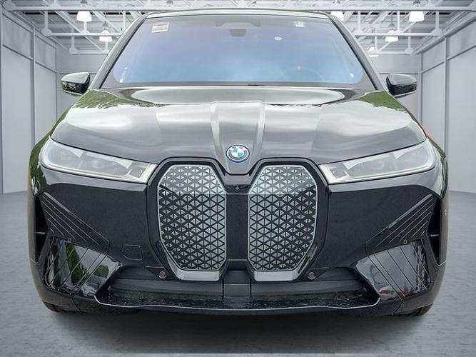 new 2025 bmw ix m60
