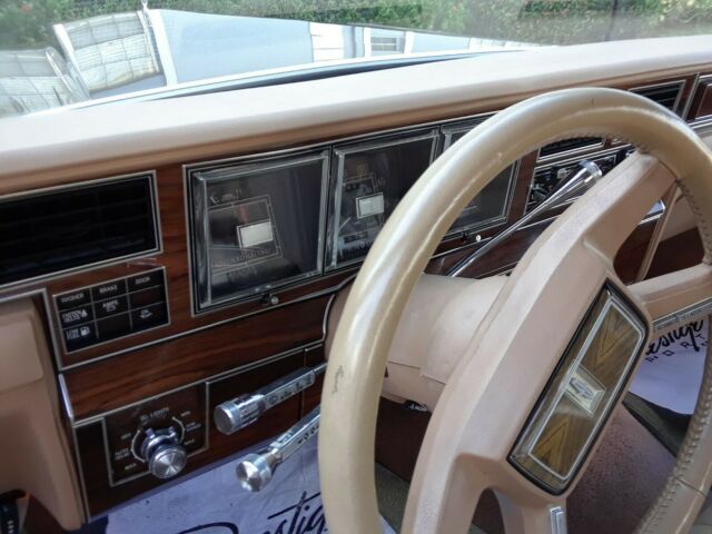 1983 lincoln mark vi no reserve, 40,000 actual miles and factory moonroof!