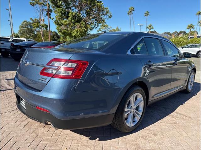 2018 ford taurus sel