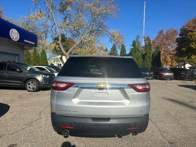 2020 chevrolet traverse lt leather