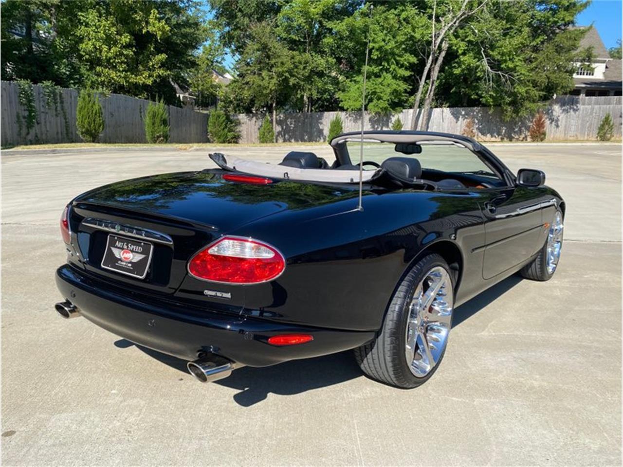 2003 jaguar xkr