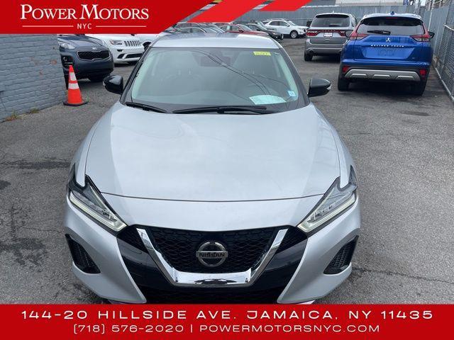 2021 nissan maxima 3.5 sv