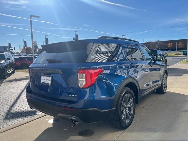 2022 ford explorer xlt