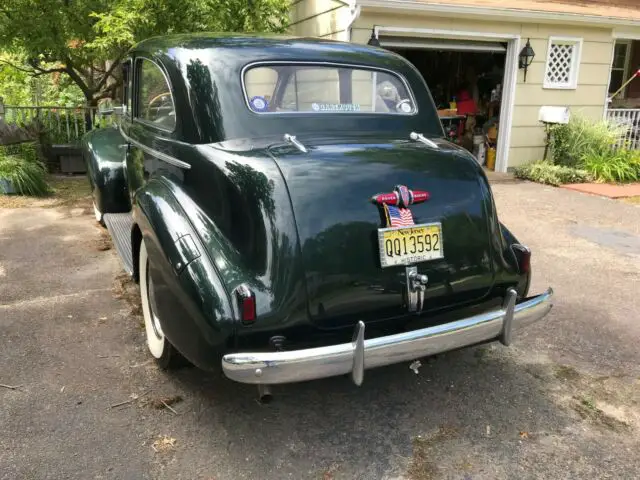 1940 buick 2dr sedan - model 48 restored