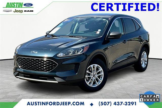 2022 ford escape se