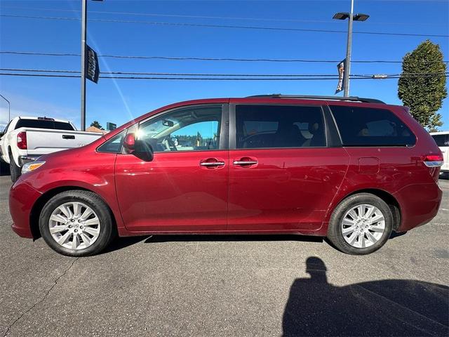 2014 toyota sienna xle