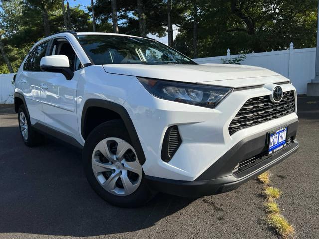 2021 toyota rav4 le