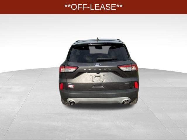 2020 ford escape se