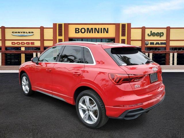 2023 audi q3 45 s line premium
