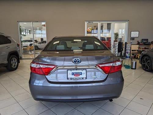 2017 toyota camry hybrid le 4dr sedan in chester, indiana
