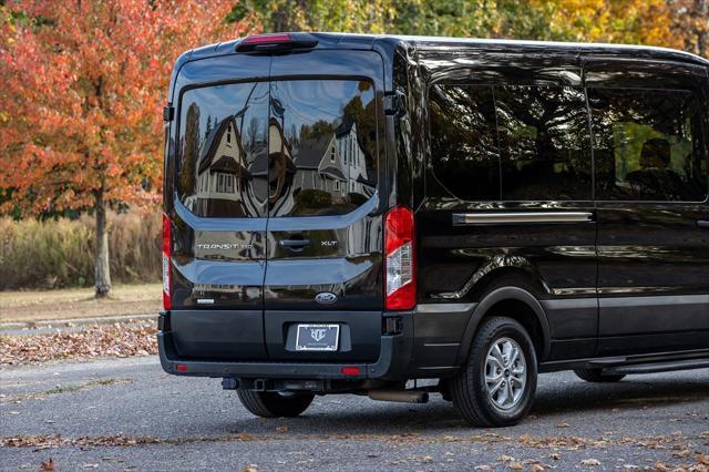 2022 ford transit-350 xlt