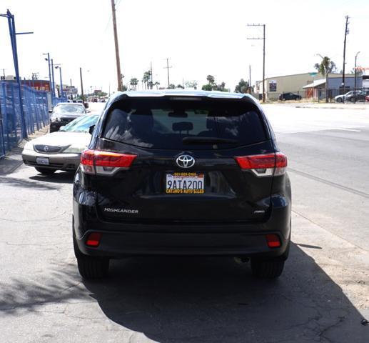 2018 toyota highlander le plus