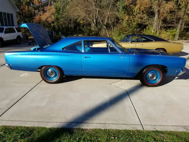 1968 plymouth hemi roadrunner base 7.0l rotisori restored b5 blue/blue #2 plus