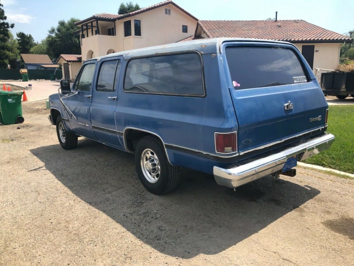 1983 chevy suburban 2500 2wd