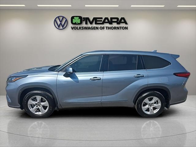 2020 toyota highlander le